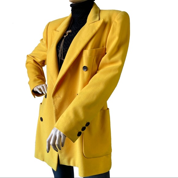 ❤️ SOLD ❤️ Vintage 90s ESCADA Blazer - Picture 5 of 15